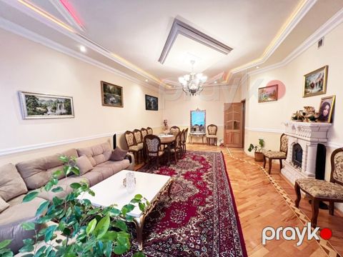 Satılır 7 otaqlı həyət evi/bağ evi 420 m² — Bakı