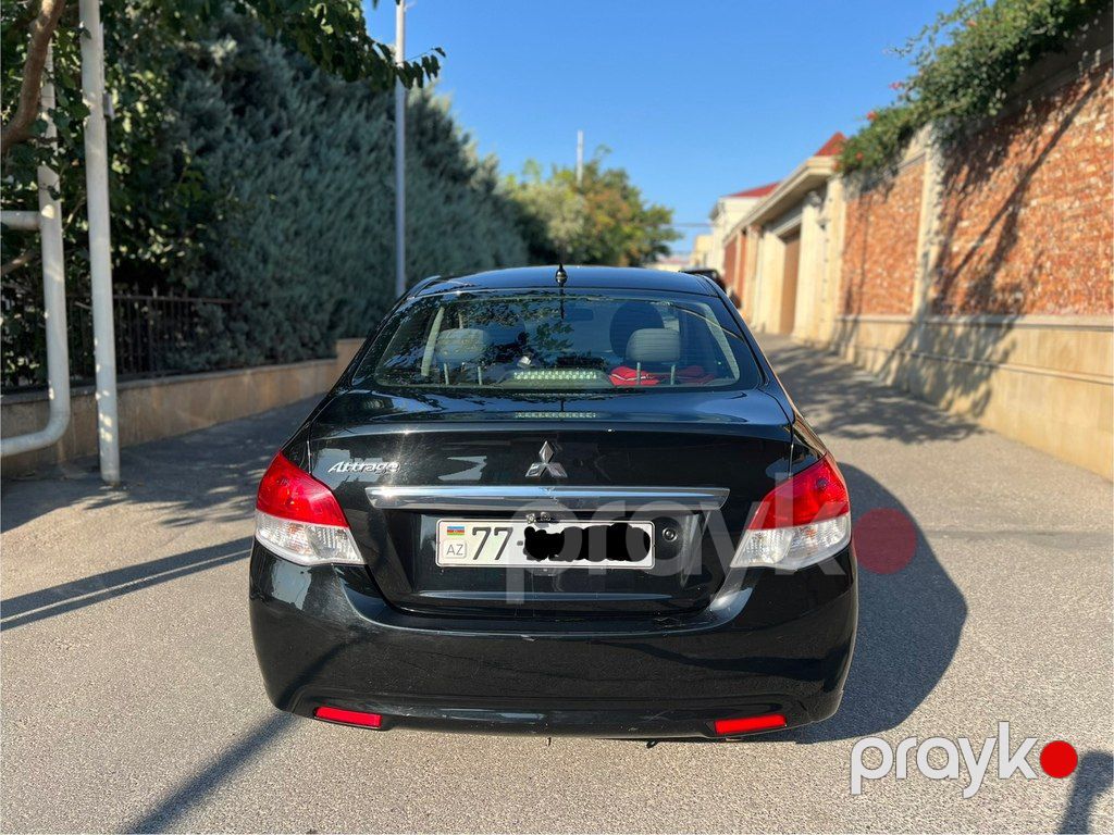 Mitsubishi Attrage, 1.2 L, 2015 il, 129 000 km — Avtomobillər, Bakı (11)