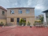 Satılır 8 otaqlı həyət evi/bağ evi 340 m² — Erkin