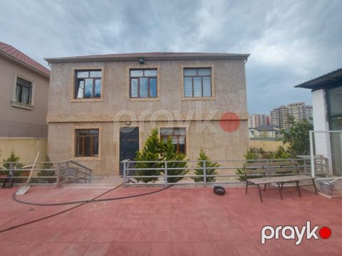 Satılır 8 otaqlı həyət evi/bağ evi 340 m² — Bakı