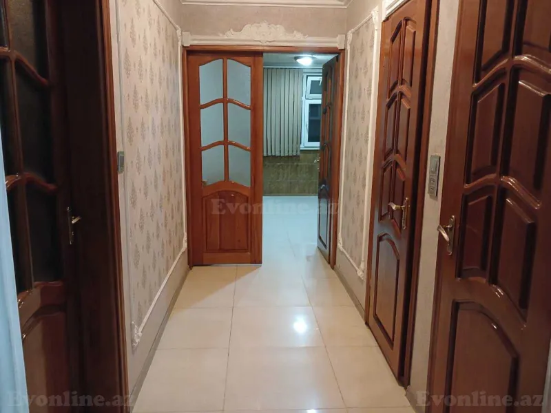 Satılır 4 otaqlı Mənzil Köhnə tikili 100 m² Bakı, Suraxanı r., Qaraçuxur — Mənzil, Bakı (6)