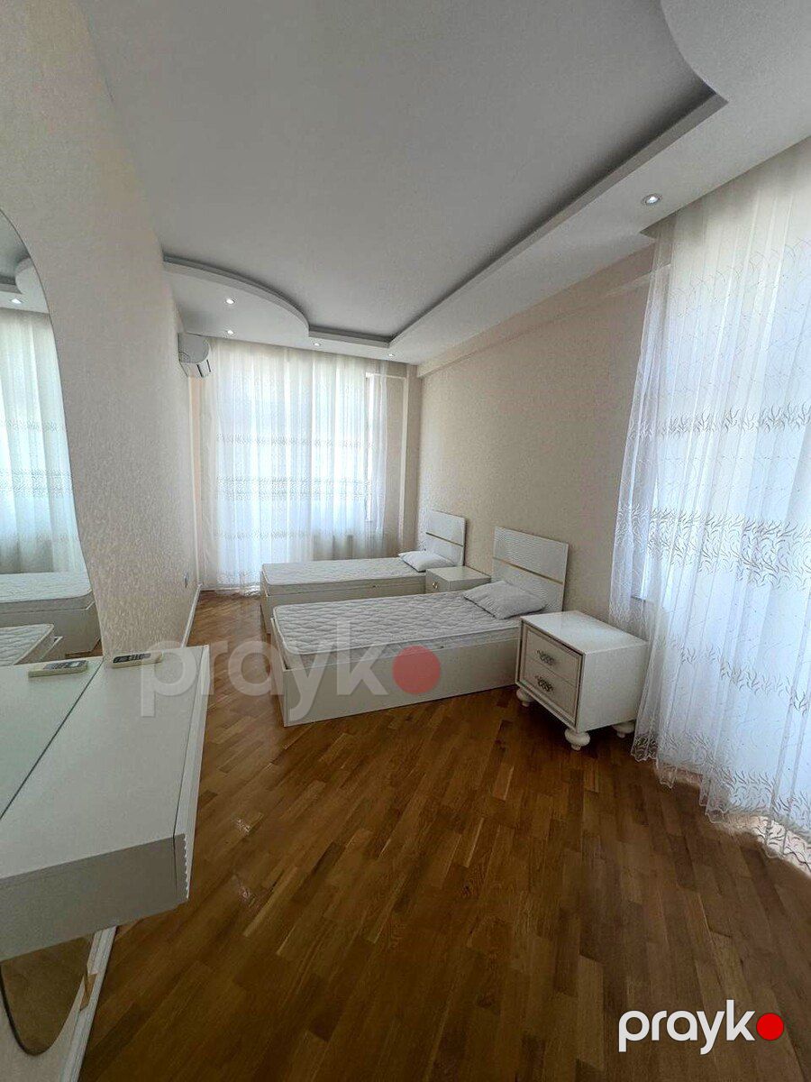 İcarəyə verilir 5 otaqlı yeni tikili 250 m² — Mənzil, Bakı (9)
