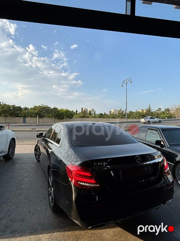 Mercedes E 300, 2.0 L, 2016 il, 90 000 km — Avtomobillər, Bakı (3)