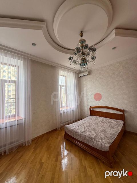 İcarəyə verilir 3 otaqlı köhnə tikili 100 m² — Bakı