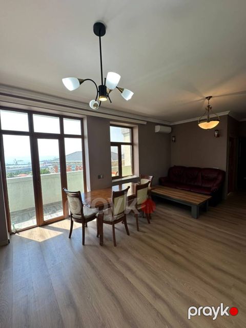 İcarəyə verilir 3 otaqlı köhnə tikili 100 m² — Bakı