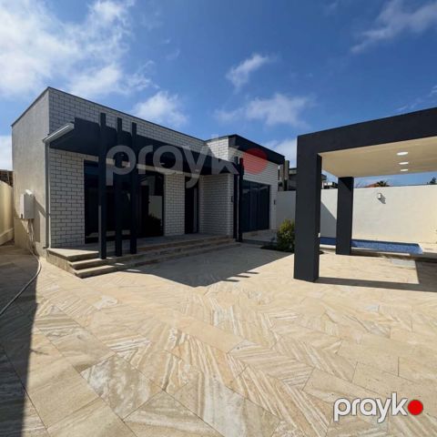 Satılır 4 otaqlı həyət evi/bağ evi 160 m² — Bakı