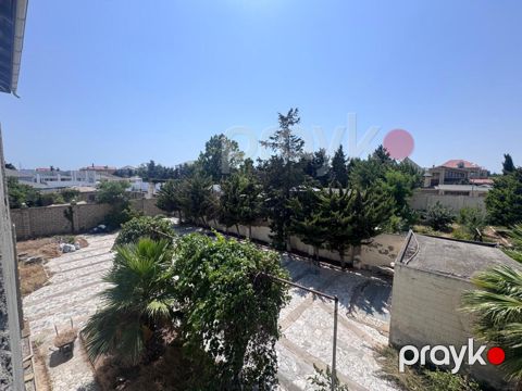Satılır 8 otaqlı həyət evi/bağ evi 650 m² — Bakı