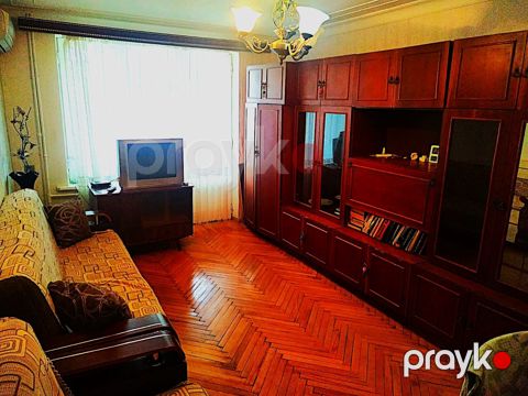 Satılır 2 otaqlı köhnə tikili 45 m² — Bakı