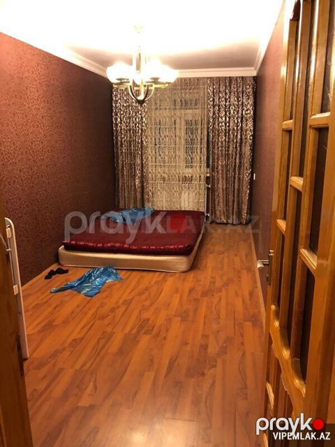 Nizami rayonunda 2 otaqlı Köhnə tikili Satılır, 50 m² — Bakı