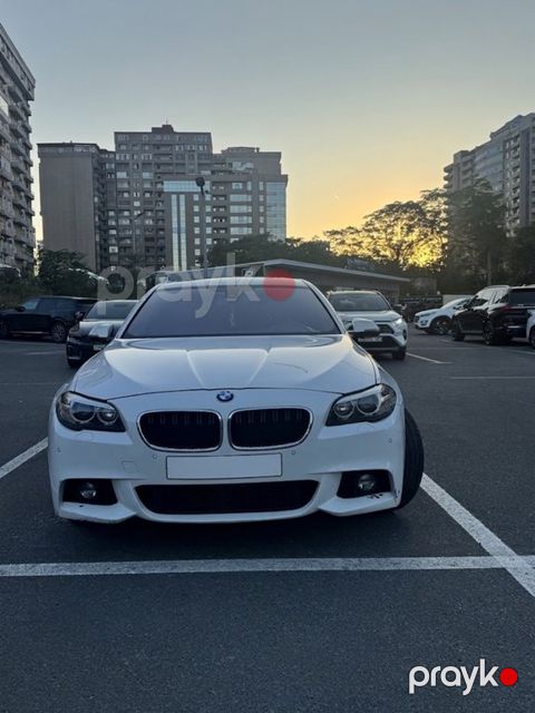 BMW 528, 2.0 L, 2015 il, 212 000 km