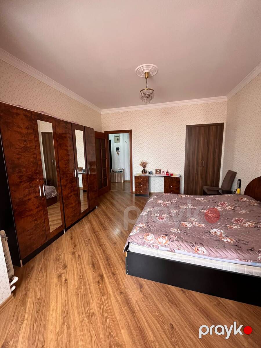 Satılır 2 otaqlı köhnə tikili 61 m² — Mənzil, Bakı (3)