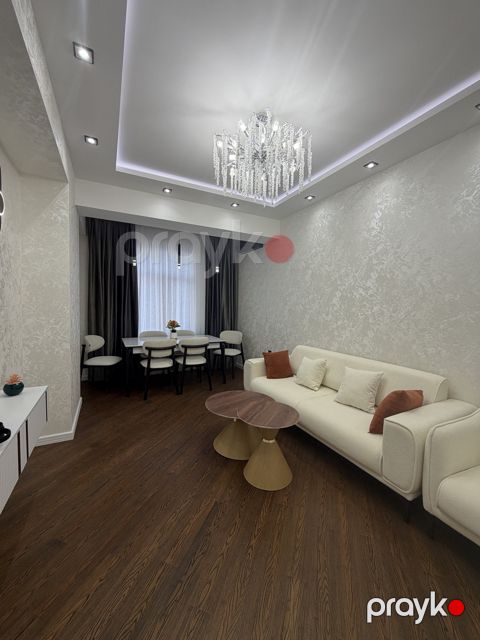 Satılır 3 otaqlı yeni tikili 100 m² — Bakı