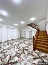 Yasamal rayonunda 12 otaqlı Ofis Kirayə verilir, 400 m² — Nesirova Sebuhe