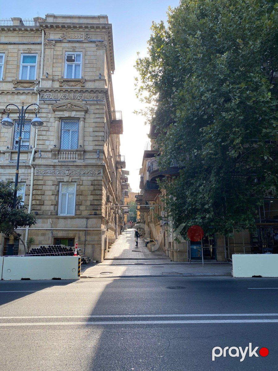 İcarəyə verilir 3 otaqlı köhnə tikili 110 m² — Mənzil, Bakı (2)