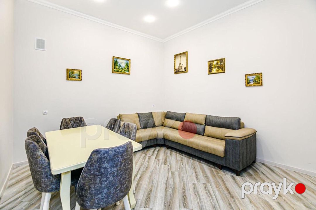 Satılır 2 otaqlı köhnə tikili 60 m² — Mənzil, Bakı (3)