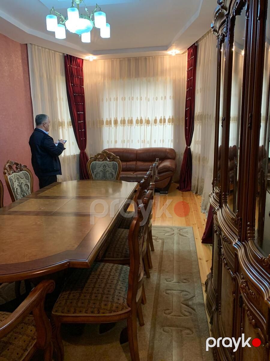 Satılır 4 otaqlı həyət evi/bağ evi 220 m² — Ev, villa, Bakı (10)