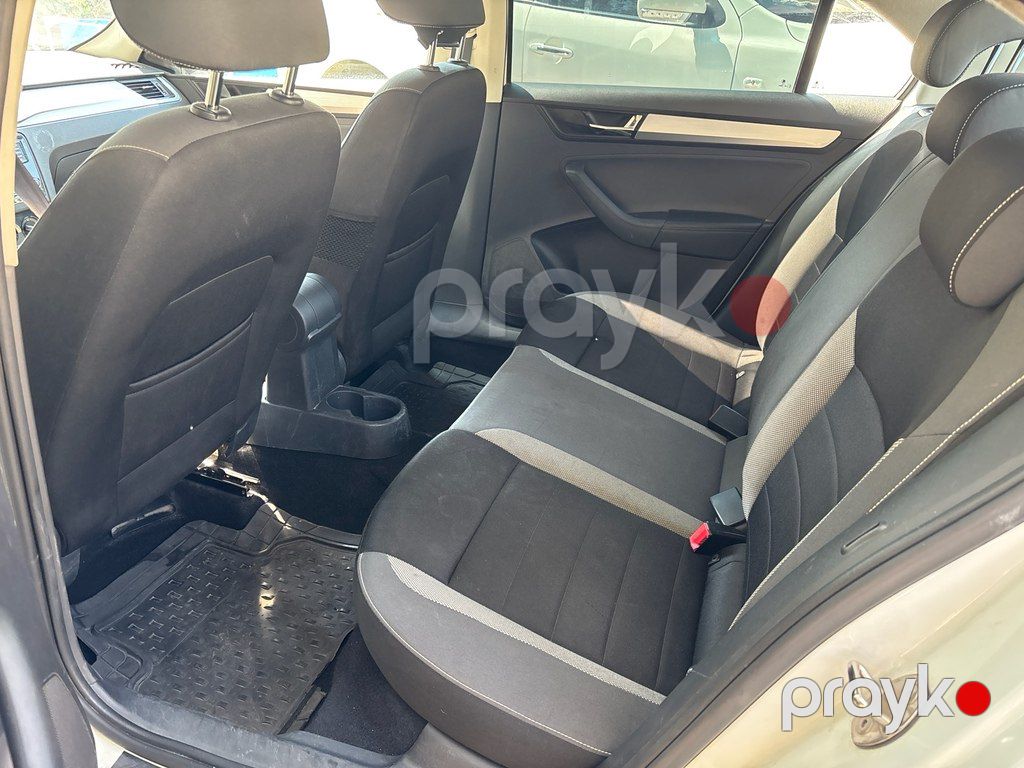 Skoda Rapid, 1.6 L, 2019 il, 209 600 km — Avtomobillər, Bakı (7)
