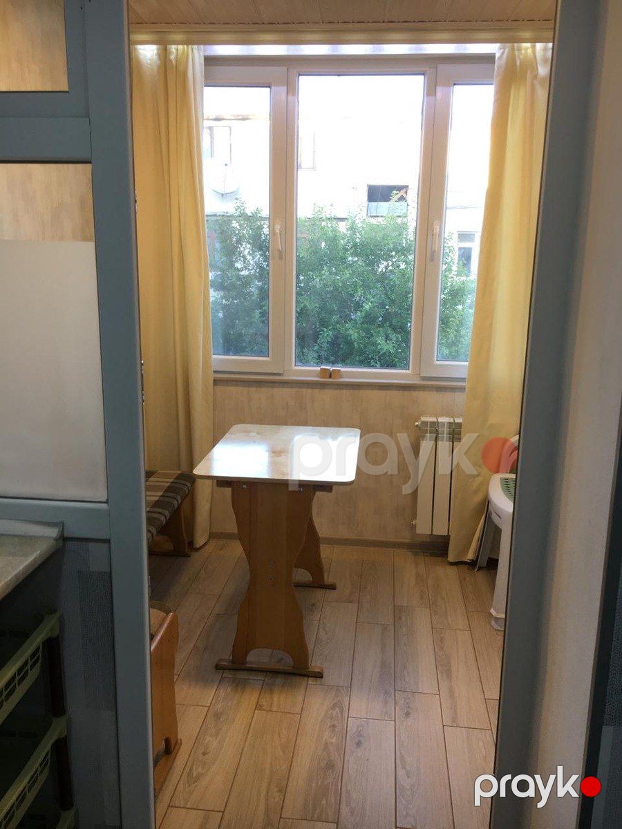 Satılır 2 otaqlı köhnə tikili 42 m² — Mənzil, Bakı (2)