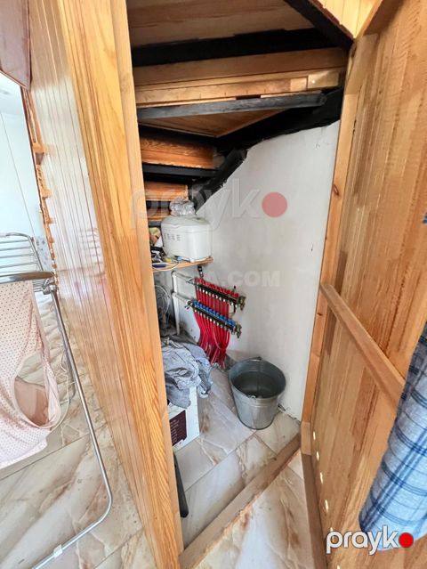 Maştağa qəsəbəsində 4 otaqlı ev satılır