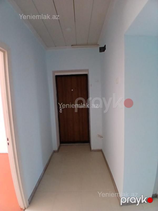 Satılır 3 otaqlı Bina evi menzil (Köhnə tikili), 70 m², 8-ci mikrorayon — Mənzil, Sumqayıt (11)