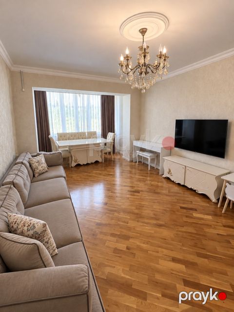 Satılır 3 otaqlı köhnə tikili 80 m² — Bakı