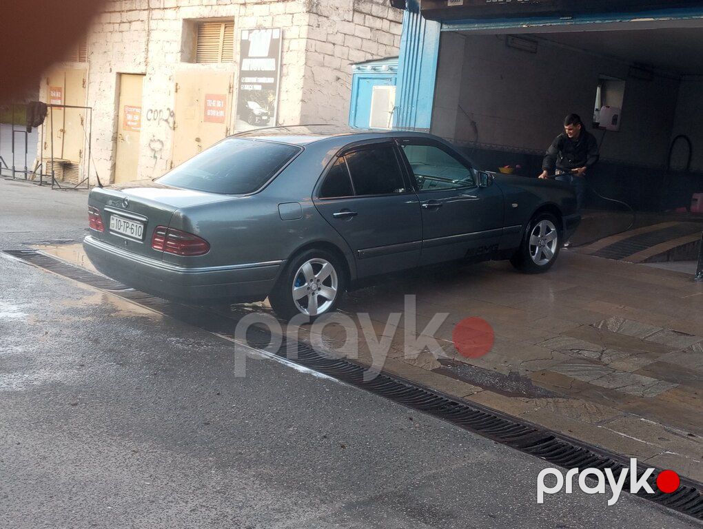 Mercedes E 280, 2.8 L, 1997 il, 300 000 km — Avtomobillər, Bakı (7)