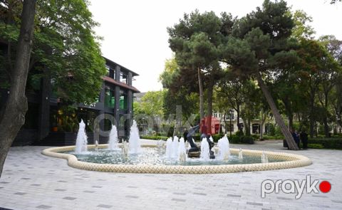 Satılır 2 otaqlı köhnə tikili 60 m² — Bakı