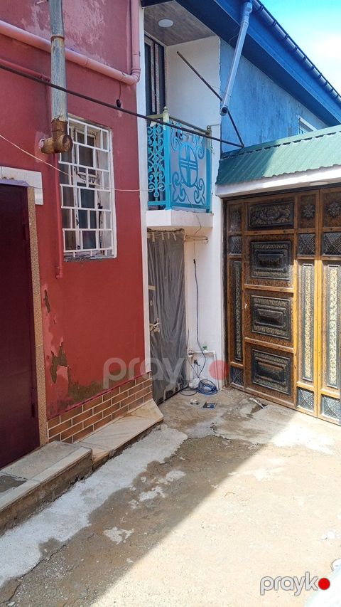 Satılır 3 otaqlı həyət evi/bağ evi 70 m² — Bakı