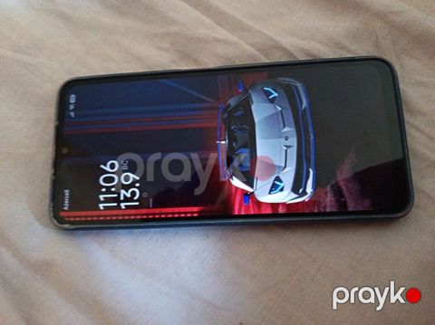 Məhsul: Android smartfon Xüsusiyyətlər: - Tam ekranlı ön panel — Bakı