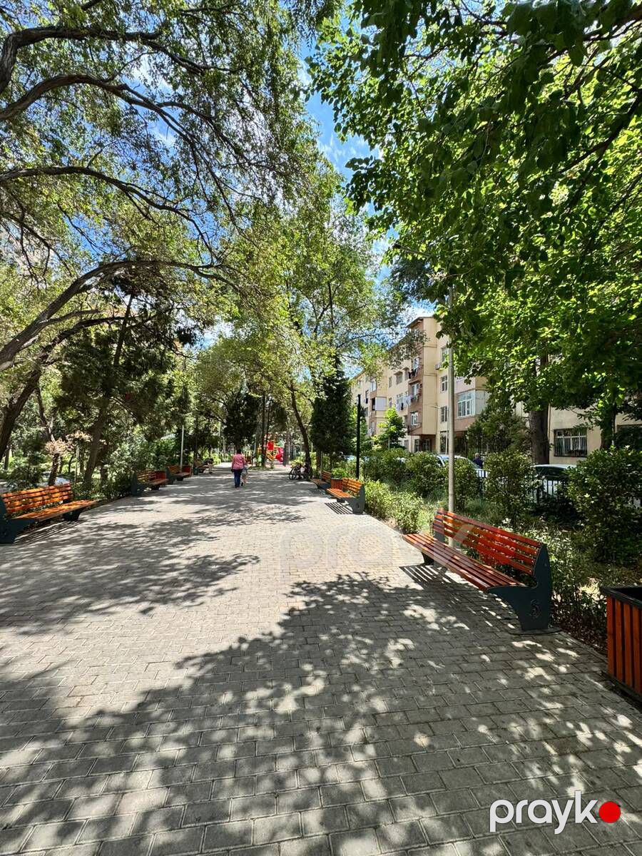 Satılır 2 otaqlı köhnə tikili 65 m² — Mənzil, Bakı (2)