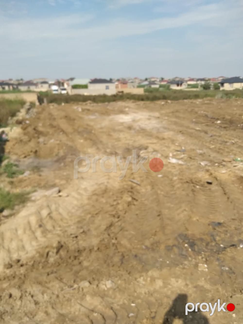 Satılır torpaq, Saray q — Torpaq (2)