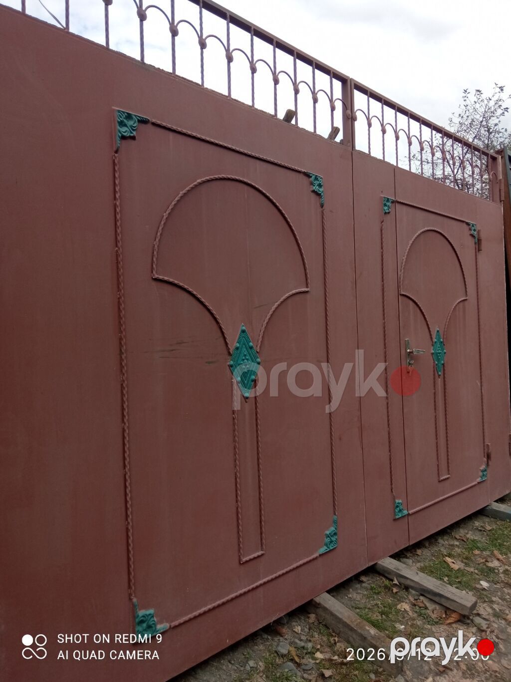İşlənmiş Dəmir Həyət darvazası, Yana açılan, Mexaniki, Qapı ilə, rəng - Qəhvəyi, Kredit yoxdur, Ödənişli çatdırılma — Pəncərələr, qapılar, balkonlar, Qəbələ (3)