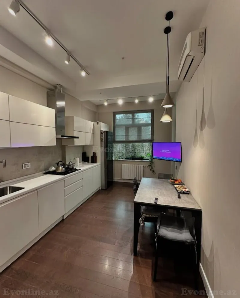 Kirayə verilir 2 otaqlı Mənzil Yeni tikili 75 m² Bakı, Nəsimi r., 28 May m — Mənzil, Bakı (7)