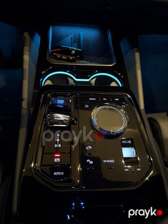 BMW i5, 81.2 kWh, 2023 il, 8 700 km — Avtomobillər, Bakı (7)