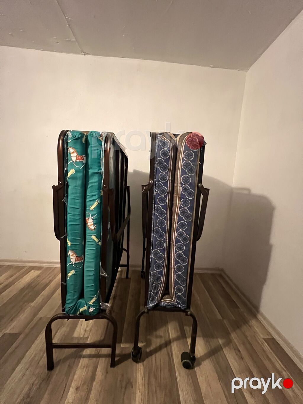 İşlənmiş, Matraslı raskladuşka — Çətir çarpayıları, Sumqayıt (2)