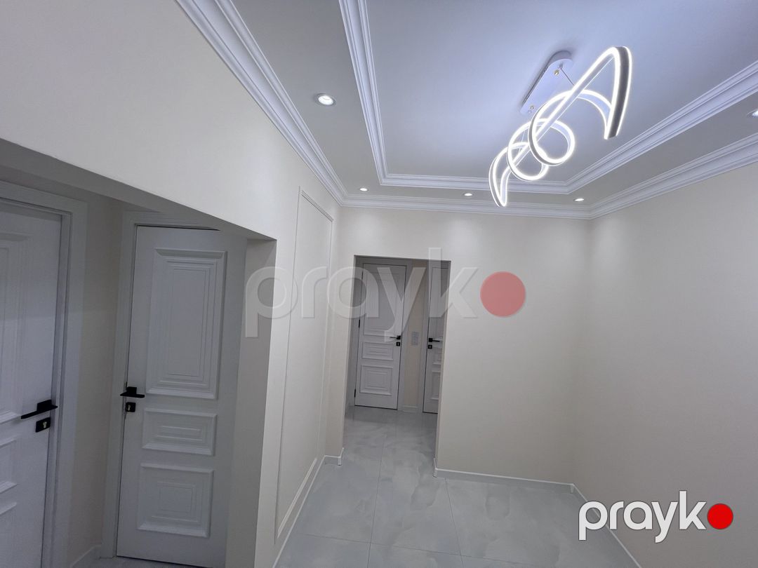 Satılır 4 otaqlı köhnə tikili 105 m² — Mənzil, Bakı (4)