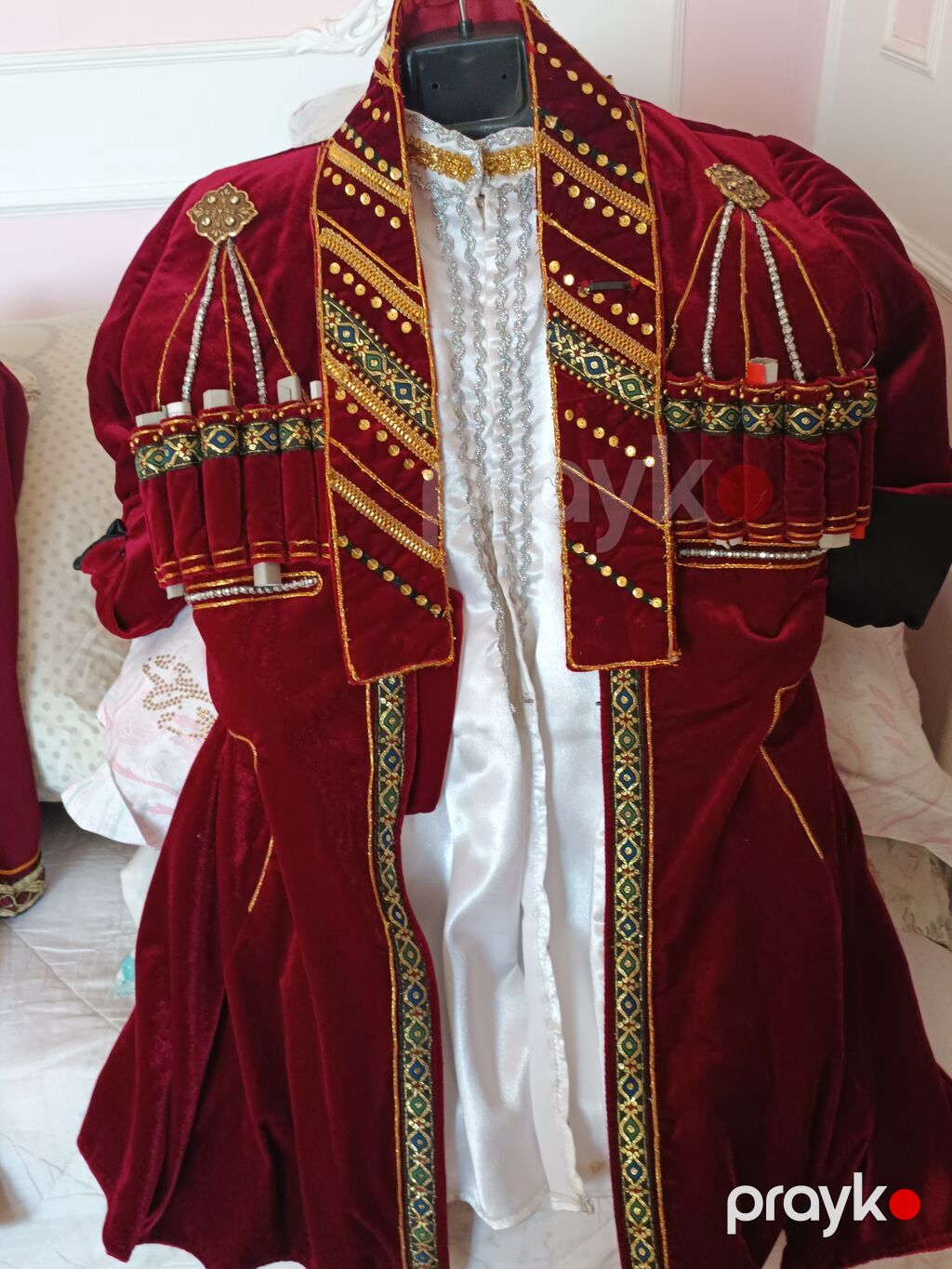 Qırmızı məxmərdən kişi milli geyimi – çuxa-komplekt - Material: qalın — Kişi geyimi, Masazır (4)