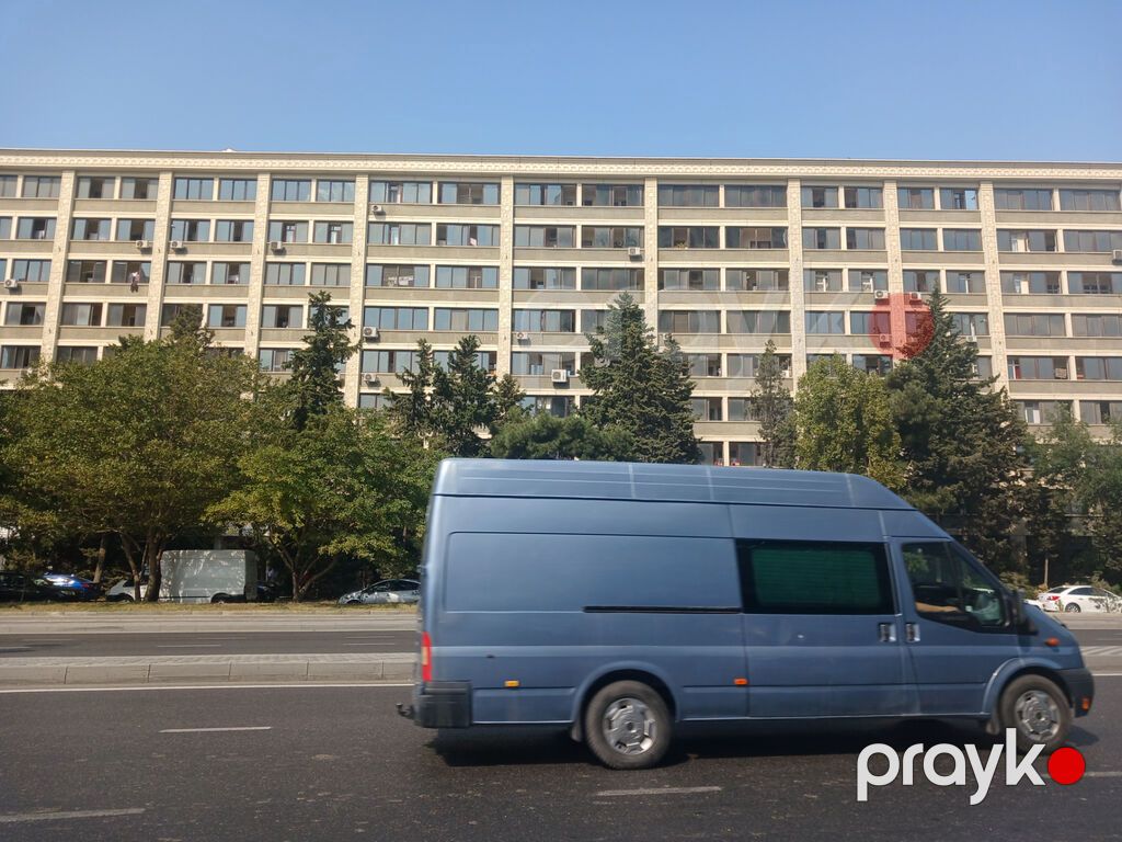 Bakı, 3 otaqlı, Köhnə tikili, 81 kv. m — Mənzil, Bakı (5)