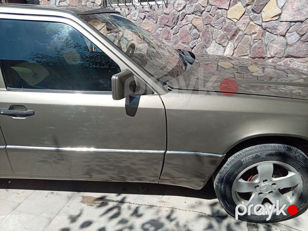 Mercedes E 200, 2.0 L, 1993 il, 300 000 km — Avtomobillər, Bakı (2)