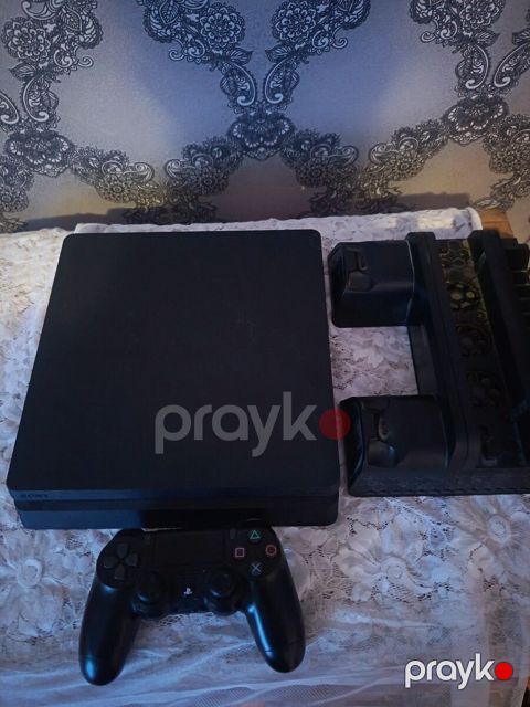 Sony Playstation 4 Slim 500GB — Bakı