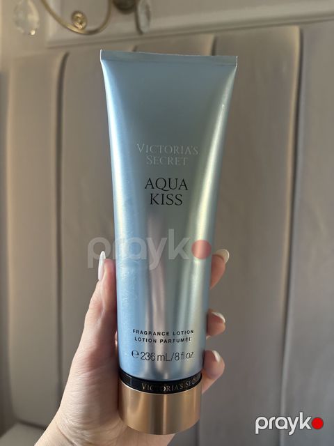Victoria’s Secret Aqua Kiss – ətirli bədən losyonu - Həcmi: 236 ml — Bakı