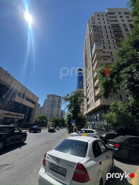 Satılır 3 otaqlı yeni tikili 110 m² — Bakı