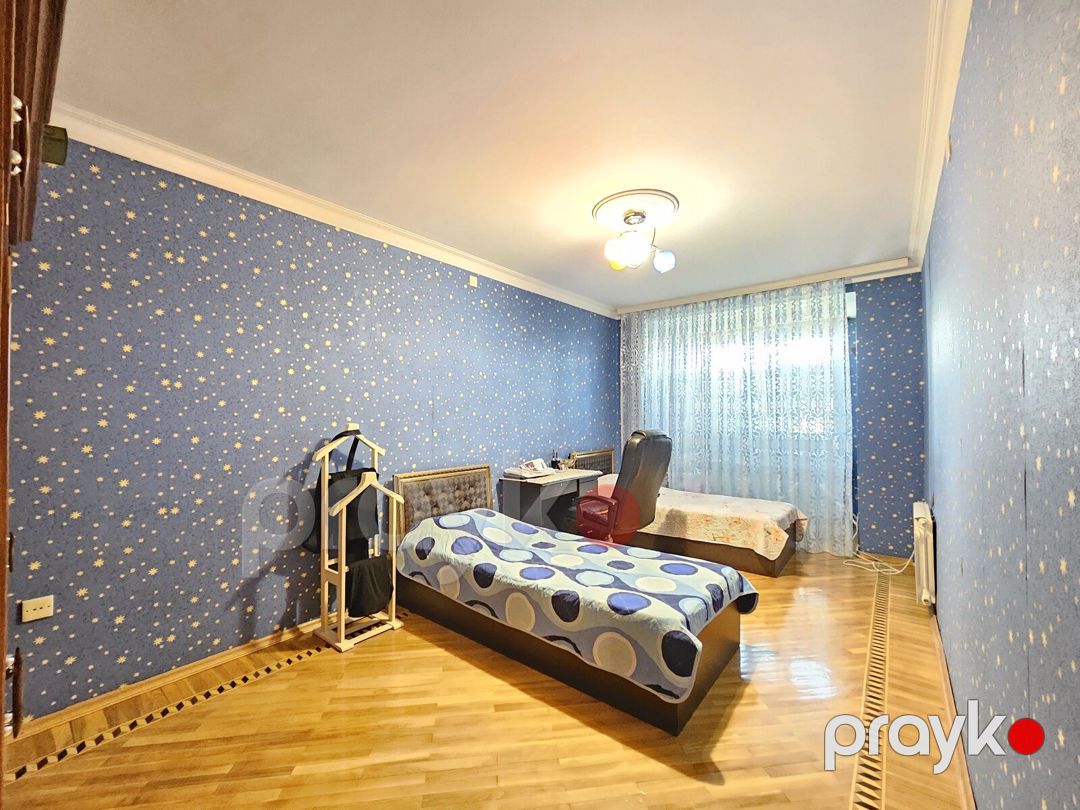 Satılır 4 otaqlı köhnə tikili 110 m² — Mənzil, Bakı (11)
