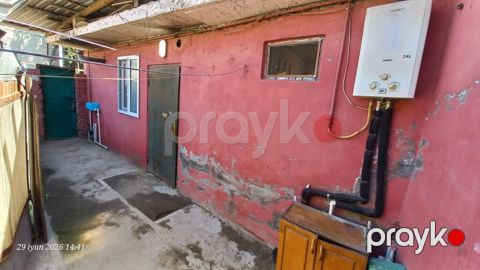 Salam Ayxan marketə yaxın 2 otaqlı ev kirayə verilir şəkildə — Bakı