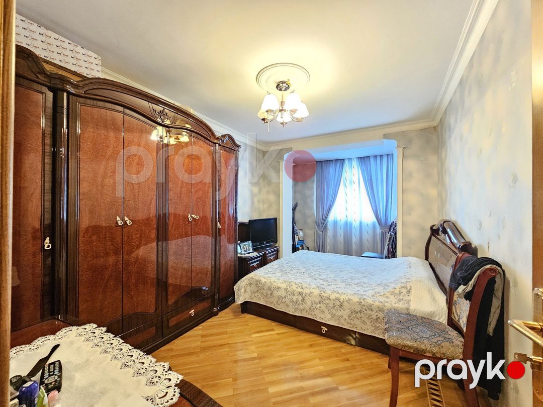 Satılır 4 otaqlı köhnə tikili 110 m² — Mənzil, Bakı (8)