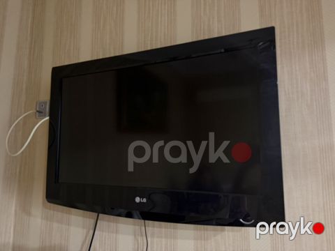 LG Lcd/led televizor, divar asqısı ilə. - Təxmini diaqonal: 32" - Qara — Bakı