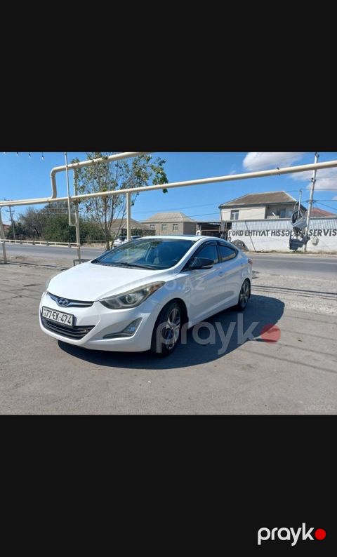 Hyundai Elantra: 2 l 2016 il Sedan — Mehdiabad