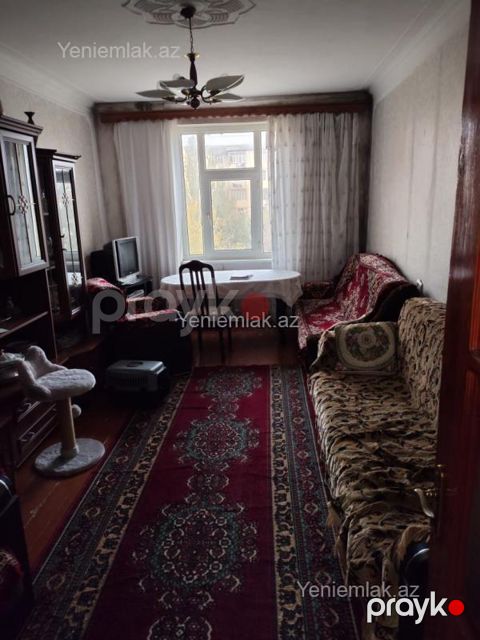 Satılır 3 otaqlı Bina evi menzil (Köhnə tikili), 75 m², 9-cu mikrorayon — Sumqayıt