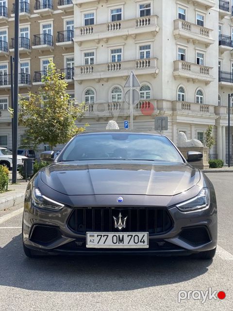 Maserati Ghibli, 3.0 L, 2017 il, 88 000 km — Bakı