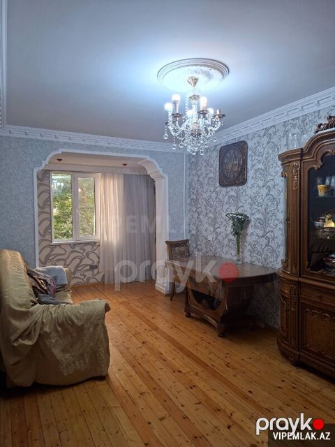 Suraxanı rayonunda 5 otaqlı Köhnə tikili Satılır, 130 m² — Bakı